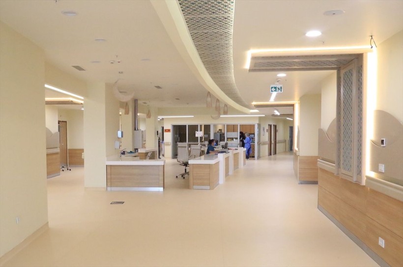 Erzurum Şehir Hastanesi bölgenin sağlık üssü haline geldi - Resim: 8