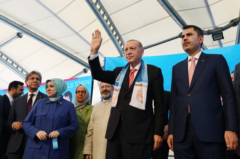 Bakan Kurum: Seferberlik ruhuyla bu şehri deprem tehdidinden kurtaracağız - Resim : 1