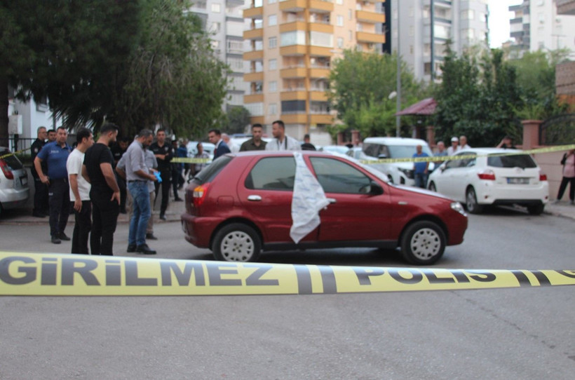Otomobilde sır ölüm: Darp izlerine rastlandı - Resim: 2