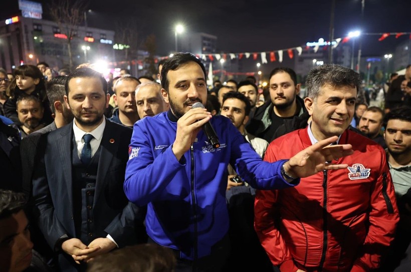 Bağcılar'da taksiciler, Togg konvoyu oluşturdu - Resim: 13