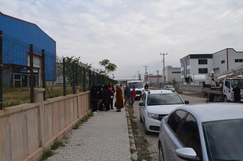 Son Dakika: Aksaray'da atık yağ fabrikasında yangın: Alevler insan boyunu aştı - Resim: 3