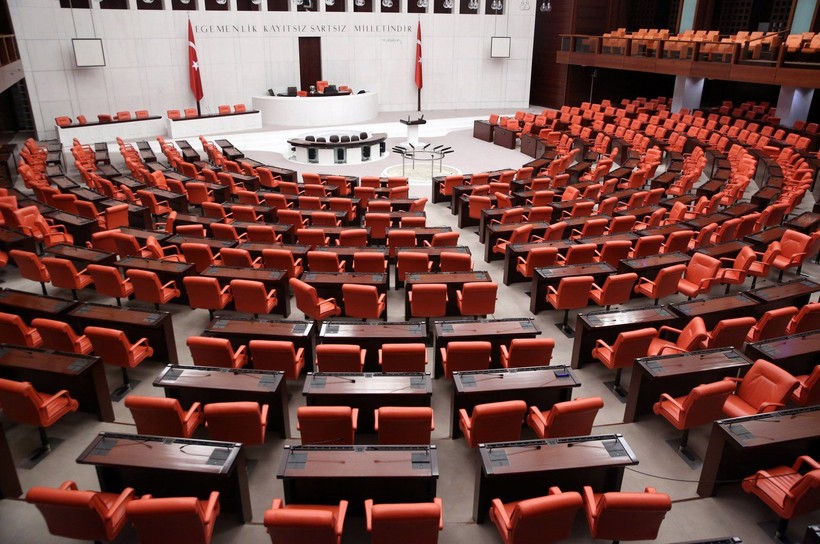 Meclisin gündem başlıkları belli oldu! EYT düzenlemesi yarın meclise geliyor - Resim: 3
