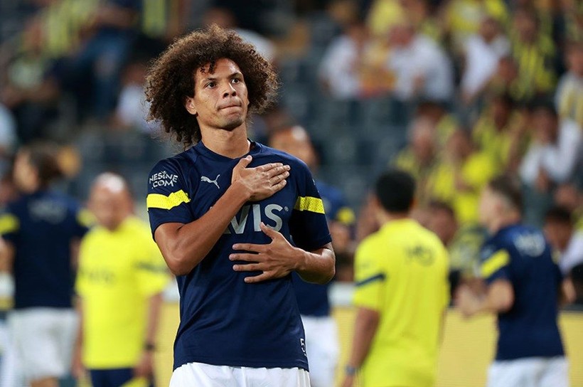 Brezilyalı futbolcular deprem için iş başında! Alex, Carlos, Josef, Melo... - Resim: 9