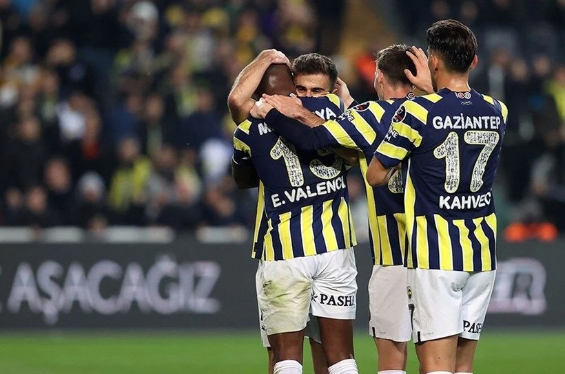 Fenerbahçe'nin golcüsü Valencia efsaneler arasına girdi - Resim: 4
