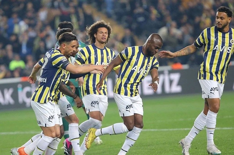 Fenerbahçe'nin golcüsü Valencia efsaneler arasına girdi - Resim: 7