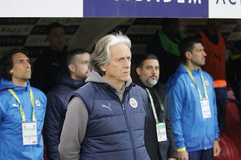 Fenerbahçe Teknik Direktörü Jorge Jesus'tan flaş öneri! "Şampiyonluk için 4 takım play-off oynamalı" - Resim: 1