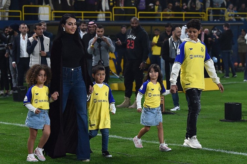 Ronaldo Georgina Rodrigue ile ayrılıyor! 350 milyon euro ödeyecek - Resim: 2