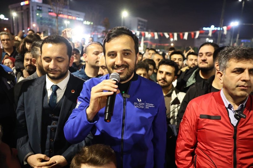 Bağcılar'da taksiciler, Togg konvoyu oluşturdu - Resim: 11