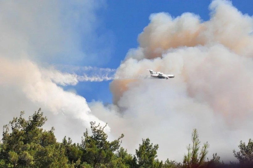Manisa ve Kahramanmaraş’ta orman yangını! Bir mahalle tahliye edildi - Resim: 2