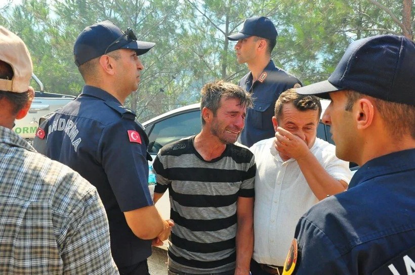 Manisa ve Kahramanmaraş’ta orman yangını! Bir mahalle tahliye edildi - Resim: 3