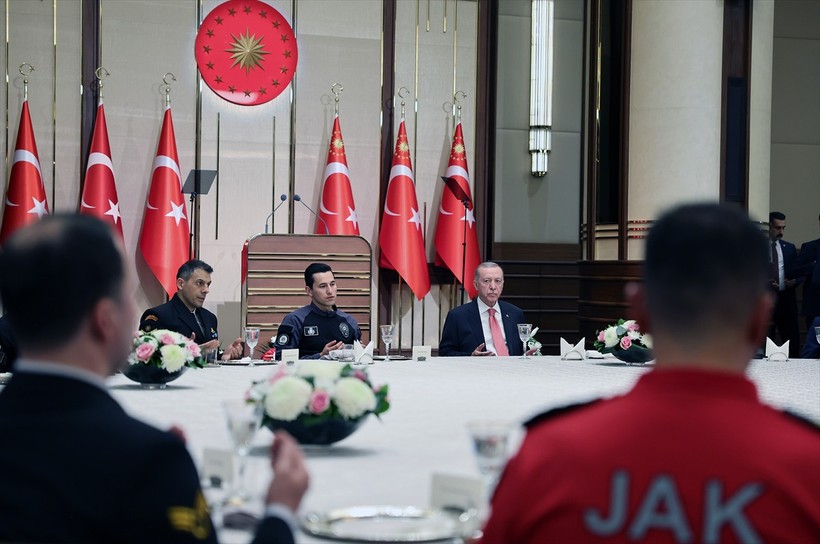 AK Parti'den 31 Mart değerlendirmesi! Yeni yol belirlendi: Kayıpların sebepleri tek tek ele alınacak - Resim : 4