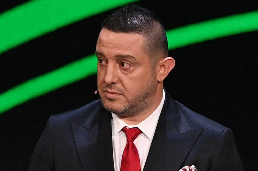 Ünlü yorumcudan iki Galatasaraylı için flaş sözler: "Fiyasko" - Resim: 1