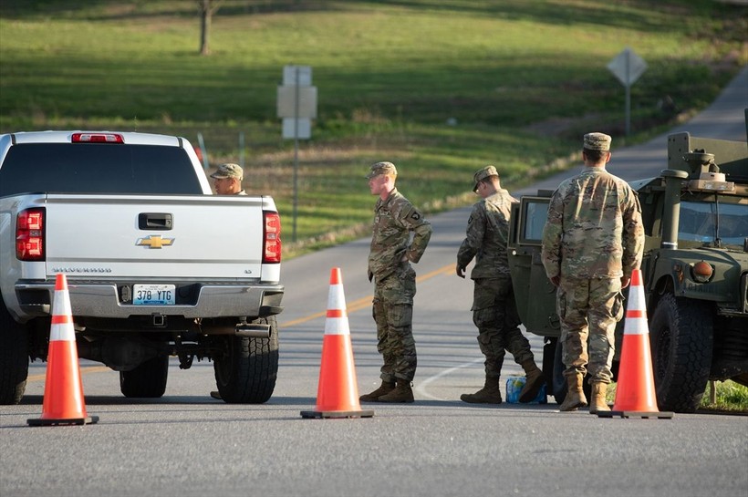 ABD'nin Kentucky eyaletinde 2 helikopter çarpıştı! 9 asker yaşamını yitirdi - Resim: 5