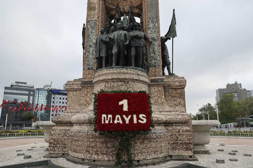 1 Mayıs Emek ve Dayanışma Günü dolayısıyla İstanbul ve Ankara'da geniş güvenlik önlemleri alınırken 1 Mayıs'ın kutlanacağı alanlar da düzenlendi - Resim : 8