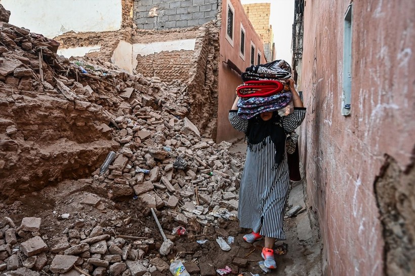 Fas'ı enkaza çeviren deprem! Göbek bağı kopmamış yenidoğan toprak altından çıkarıldı - Resim: 26