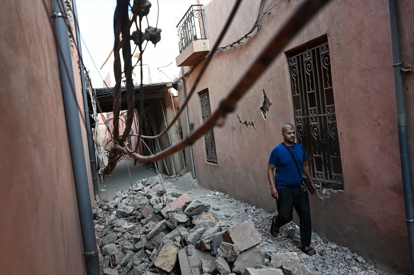Fas'ı enkaza çeviren deprem! Göbek bağı kopmamış yenidoğan toprak altından çıkarıldı - Resim: 29