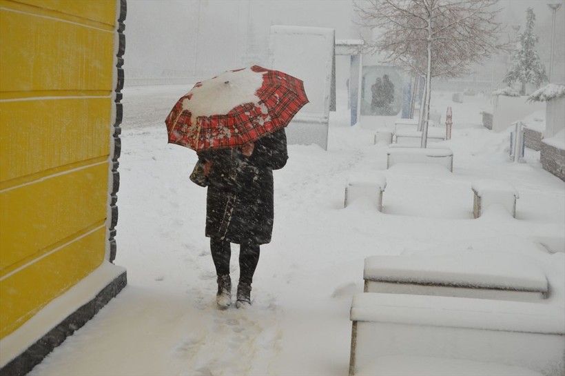Başkent Ankara beyaz masalı yaşıyor! Yurt genelinden kar manzaraları ❄️☃️🧤 - Resim: 26