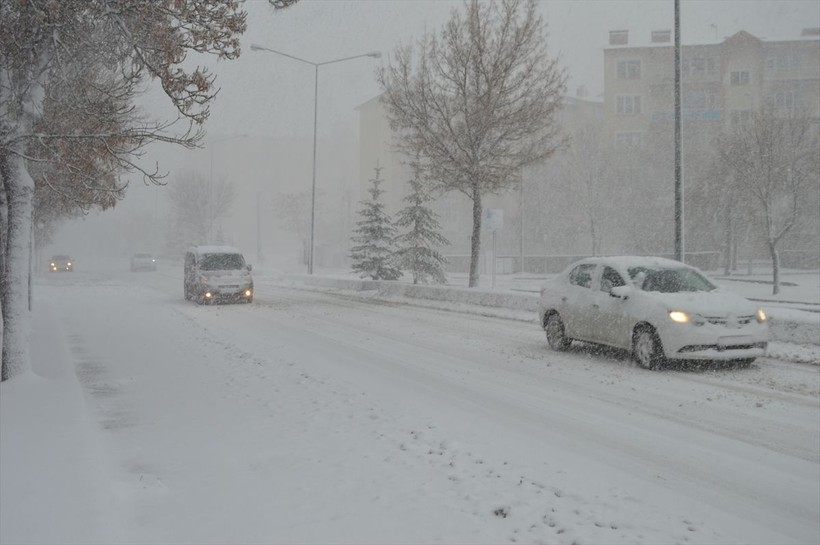 Başkent Ankara beyaz masalı yaşıyor! Yurt genelinden kar manzaraları ❄️☃️🧤 - Resim: 29