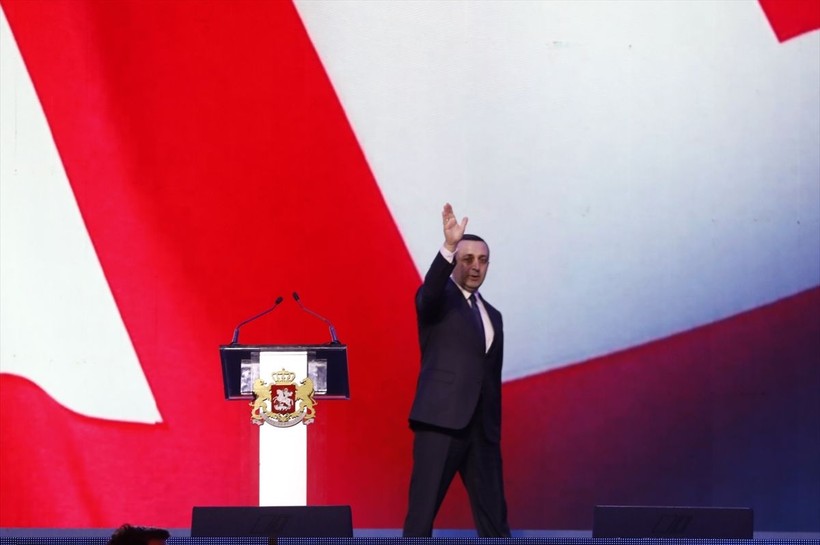 Tiflis'te Gürcistan'ın AB adaylık statüsü verilmesi kutlanıyor - Resim: 2
