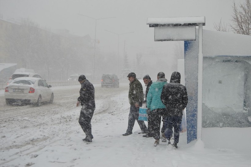AKOM'dan uyarı geldi! İstanbullular hafta sonu kara hazır mısınız? ❄️🌨️☃️ - Resim: 24