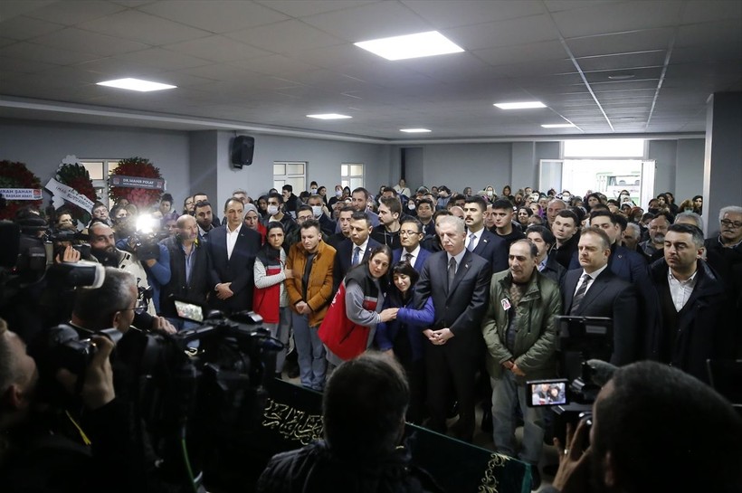 Çağlayan'daki hain saldırıda hayatını kaybeden Dilfiraz Karataş toprağa verildi - Resim: 3