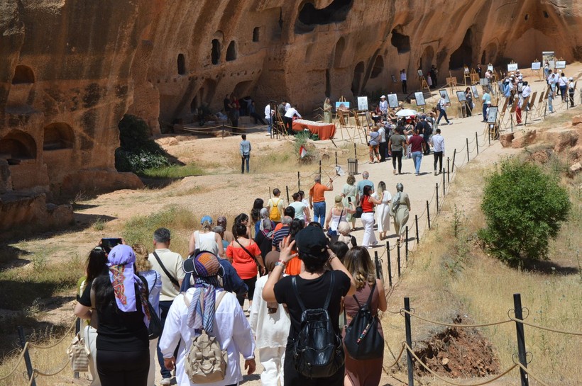 Kurban Bayramı'nda Mardin'e turist akını! Oteller doldu, çevre illerde konaklıyorlar - Resim: 7