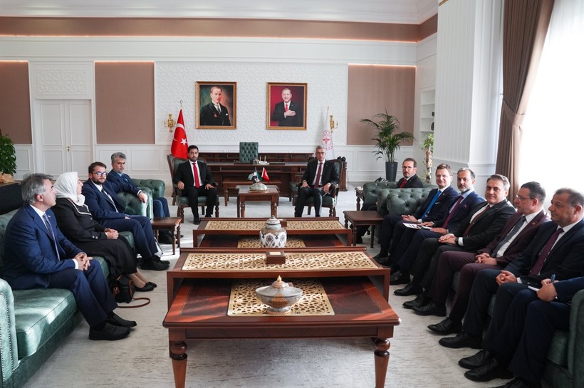Bakan Memişoğlu, Suriyeli mevkidaşı Nizal el-Ali ile görüştü - Resim : 1