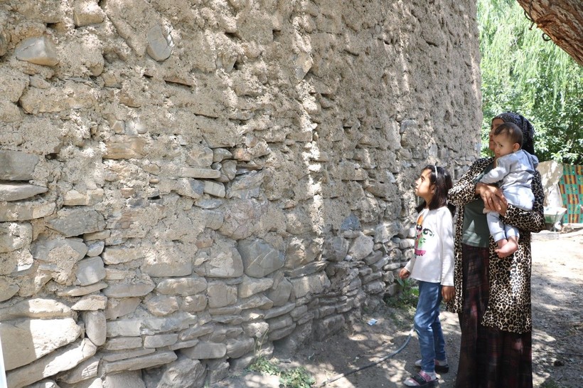 Hakkari'de yılanlı ev kabusu! Her delikten çıkıyor: 3 kez düşük yaptım - Resim: 9