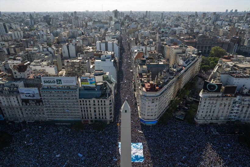 Arjantin'in başkenti Buenos Aires'te Dünya Kupası şampiyonluğu sonrası ikonik fotoğraflar - Resim: 1