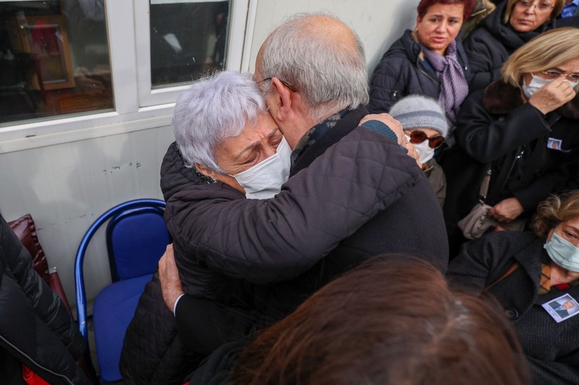 CHP lideri Kemal Kılıçdaroğlu dayısı Ali Gündüz'ü son yolculuğuna uğurladı - Resim: 4