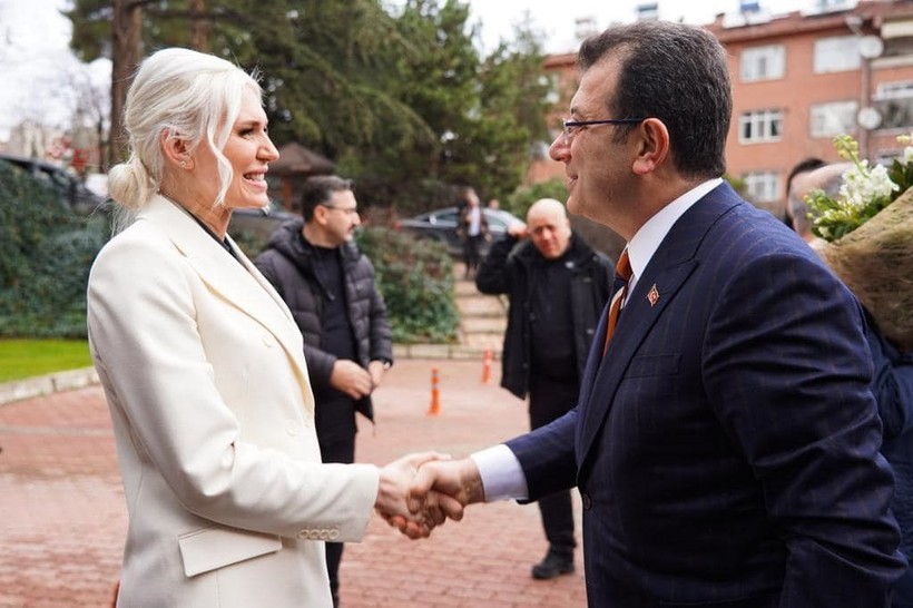 Bilecik Belediye Başkan Vekili Melek Mızrak Subaşı'dan sosyal medya paylaşımı: Khaleesi benzetmesi yapanlara selam gönderdi - Resim: 13