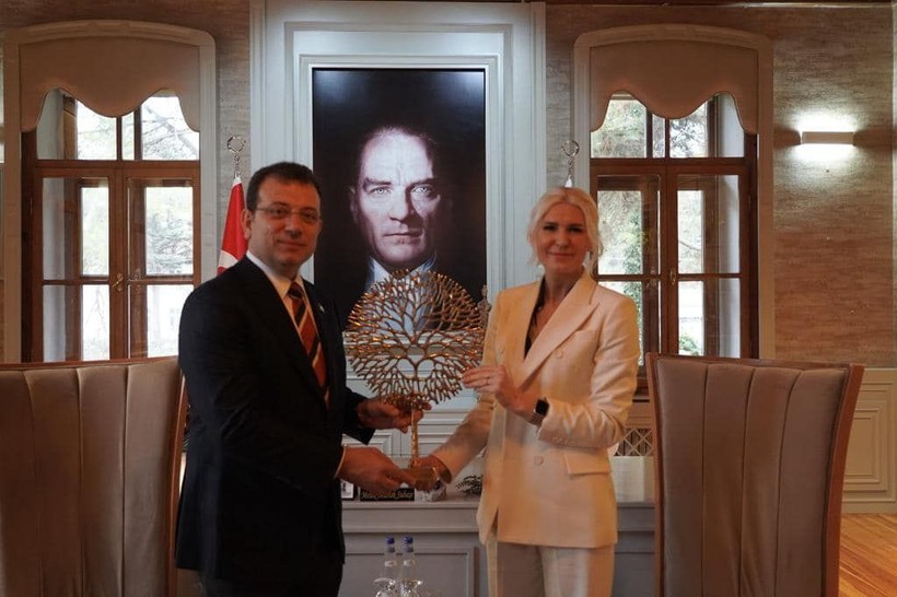 Bilecik Belediye Başkan Vekili Melek Mızrak Subaşı'dan sosyal medya paylaşımı: Khaleesi benzetmesi yapanlara selam gönderdi - Resim: 2