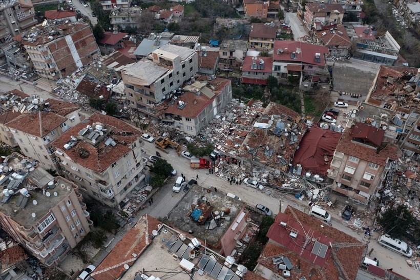 SON DAKİKA DEPREM: Kahramanmaraş merkezli depremde 3. güne girildi: Bölgeden yürek burkan fotoğraflar - Resim: 28