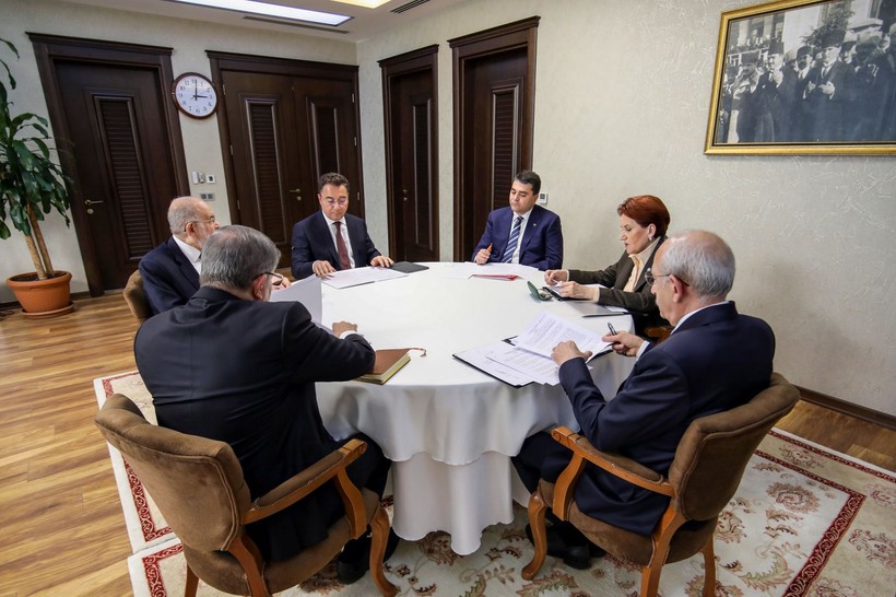 Son dakika haberleri... Meral Akşener altılı masaya döndü! Bu defa fotoğraf gelmedi - Resim: 1