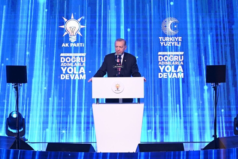 Dünyanın gözü Türkiye'de yapılacak cumhurbaşkanlığı seçiminde! Cumhurbaşkanı Recep Tayyip Erdoğan manşetlerde - Resim: 14
