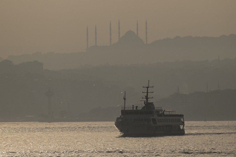 İşte İstanbul'un en sıcak ilçeleri! Sokaklar boş kaldı dışarı çıkan gölgelik aradı - Resim: 15