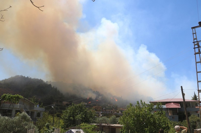 Son Dakika: Hatay'da ve İzmir'de orman yangını! - Resim: 9