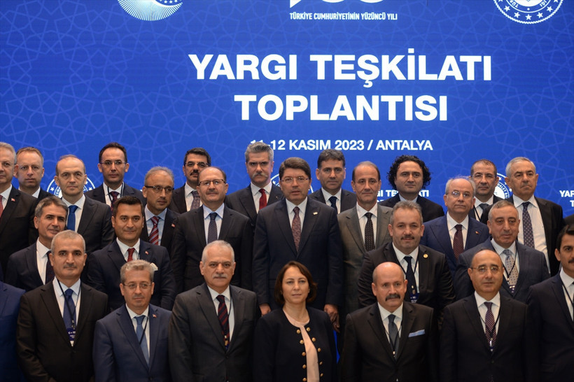 Son Dakika: Can Atalay'a ilişkin AYM ve Yargıtay'ın verdiği kararlar! Adalet Bakanı Yılmaz Tunç'tan flaş açıklamalar: Krizler yeni anayasayla çözülür - Resim : 8