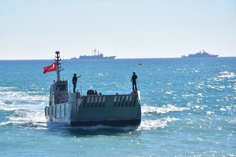 "Doğu Akdeniz 2023 Tatbikatı"nda "Muharip olmayanların tahliyesi harekatı" yapıldı! 8 ülkeden katılım sağlandı - Resim: 16