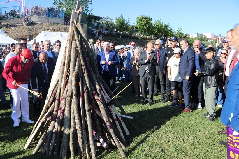 Tekirdağ ve Edirne'de Hıdırellez coşkusu! Göbekler atıldı, ateşler yakıldı... - Resim: 35