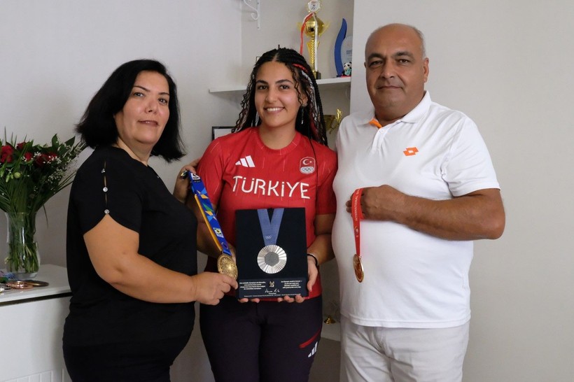 Yusuf Dikeç kadar konuşulmamıştı! Milli Atıcı Şevval İlayda Tarhan zafere giden yolu anlattı - Resim: 13