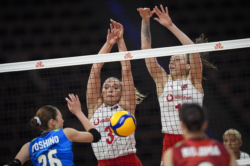 Filenin Sultanlar'ı çeyrek finalde veda etti - Resim : 2
