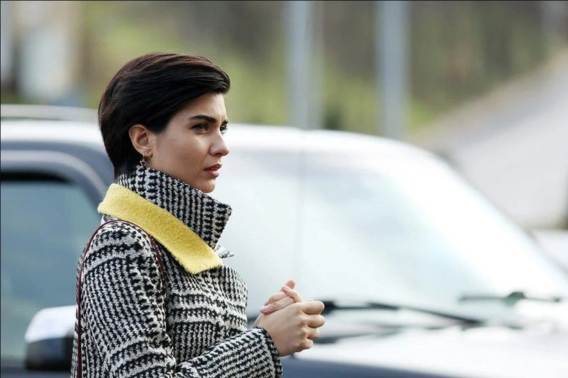 Tuba Büyüküstün’den cesur dönüş: Yeni filminde direk dansçısını canlandıracak! - Resim: 4