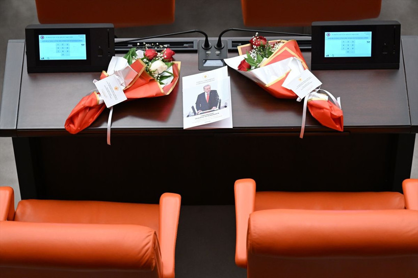 Meclis'te sürpriz görüşme: AK Parti, MHP, İYİ Parti, DEM Parti heyetleri aynı karede - Resim: 28