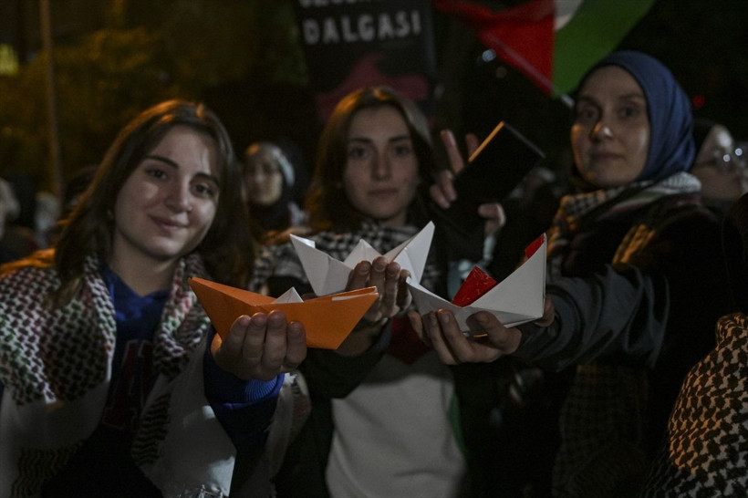 Ankara'da Küresel Sumud Filosu'na destek eylemi düzenlendi - Resim: 14