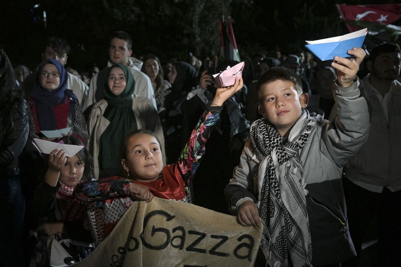 Ankara'da Küresel Sumud Filosu'na destek eylemi düzenlendi - Resim: 15