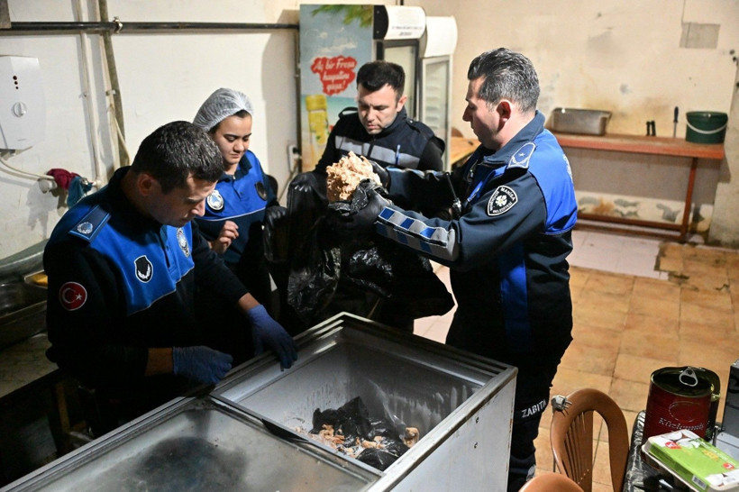 Hijyen kurallarına uymayan işletme mühürlendi - Resim: 10