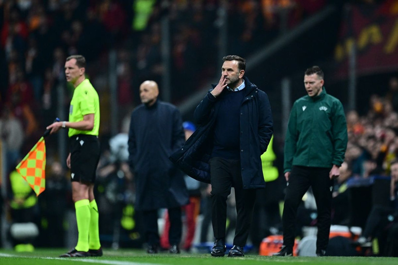 Tarihi zafer nasıl geldi? Okan Buruk devre arası oyunculara soyunma odasında ne söylediğini anlattı - Resim: 3