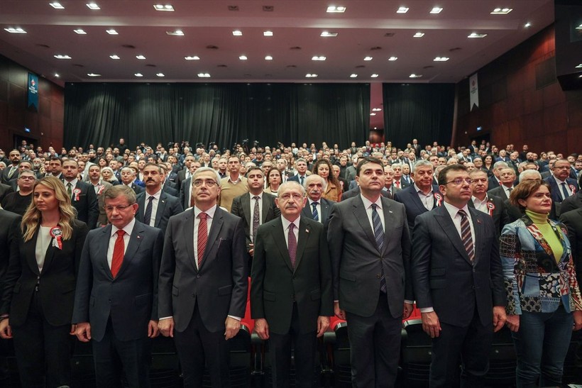 6'lı masada kriz mi var? Millet İttifakı'nın adayı kim olacak? Ahmet Davutoğlu canlı yayında anlattı - Resim: 6