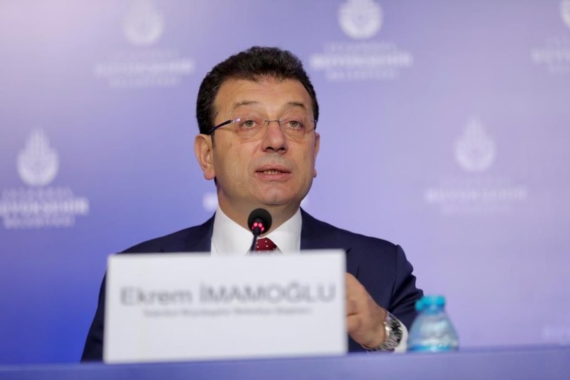 İBB Başkanı Ekrem İmamoğlu ulaşım zammı ile ilgili soruyu yanıtsız bıraktı! - Resim: 2